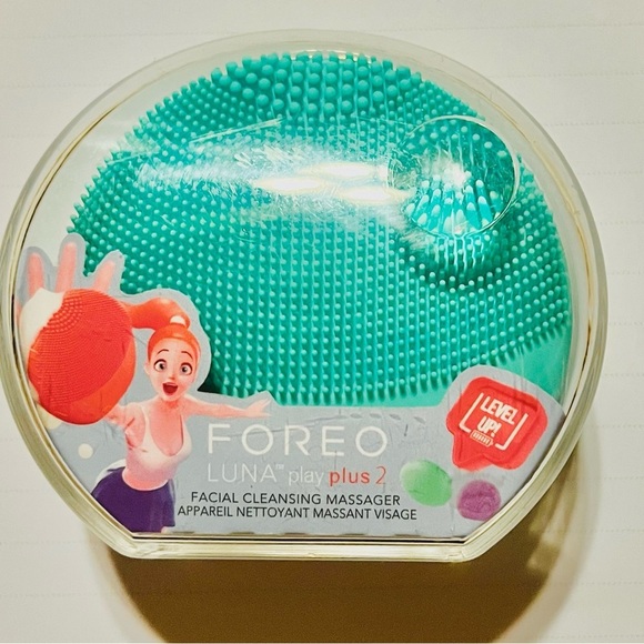 FOREO LUNA MINI Play Plus 2-Face Cleaner 😃🧼 Minty Geeen$69.00 Retail Value-New - Picture 1 of 2